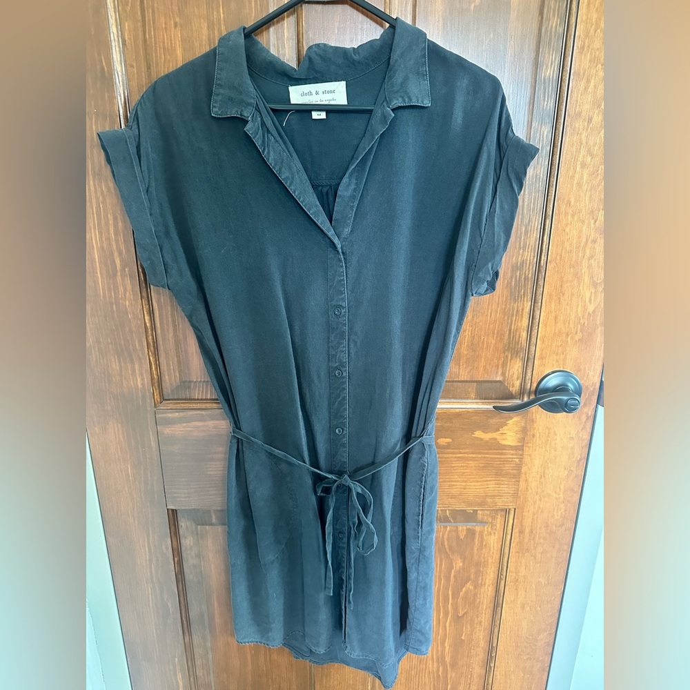 cloth & stone charcoal black button-front midi shirt dress